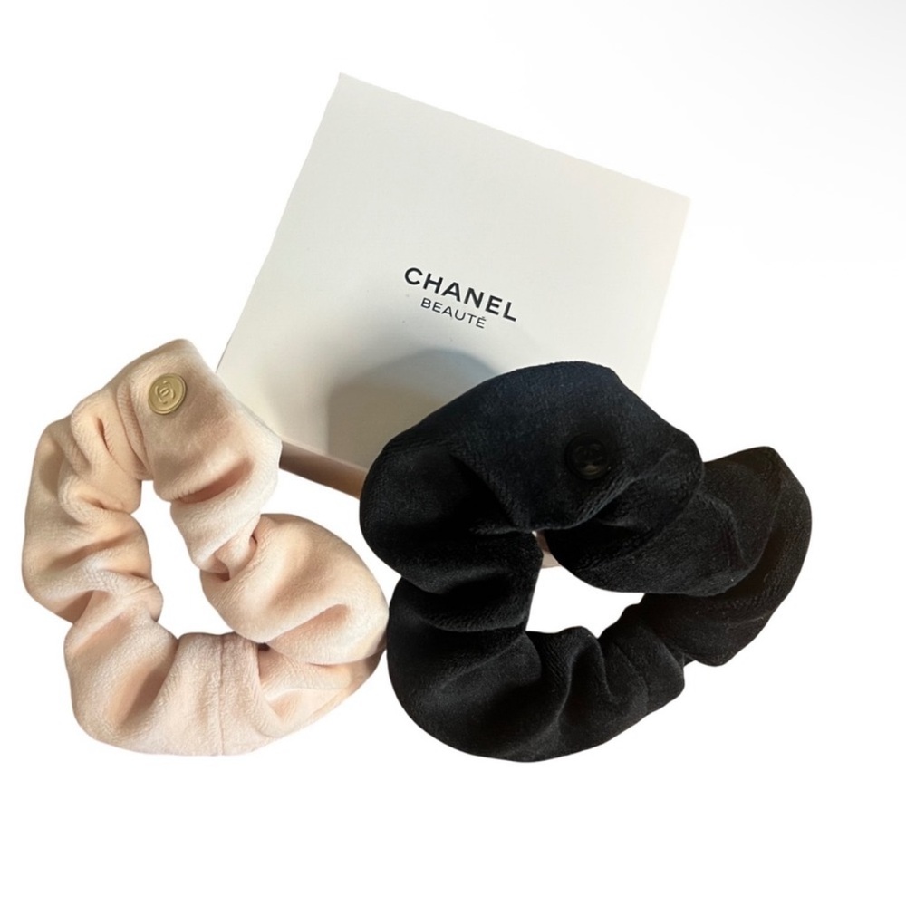 Chanel Beautè Black and Baby Pink Beauty Hair Scrunchies New in Box